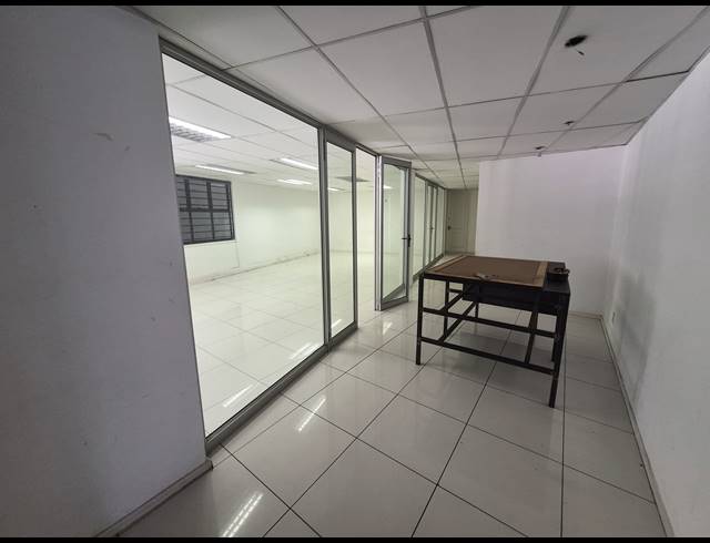 722M² OFFICE FOR SALE IN RIVONIA